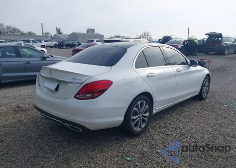 2016 Mercedes-Benz C 300 4Matic/Luxury 4Matic/Sport 4Matic from USA, damaged, VIN 55SWF4KBXGU127315